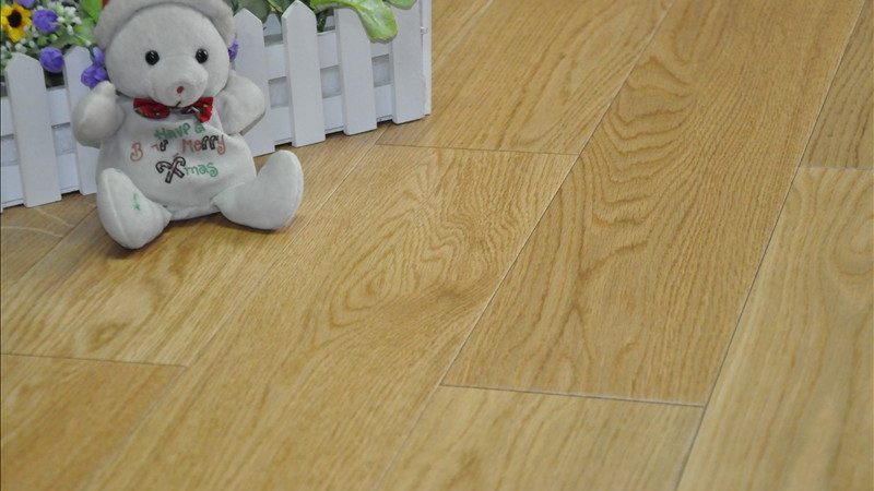 揭秘地板加盟代理行业：十大品牌排名背后的考量